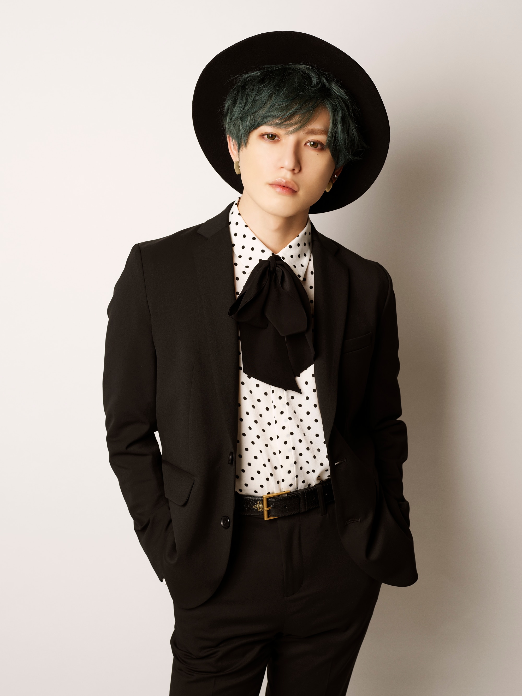 Profile Aaa トリプル エー Official Website