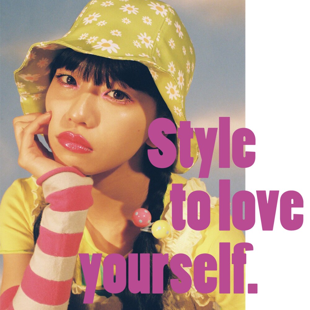 Candy Stripper Magazine 2月号「Style to love yourself.」にHina出演！