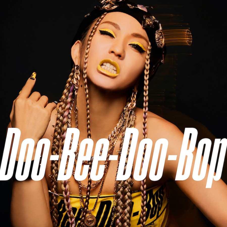 【LINE MUSIC会員限定！】倖田來未 「Doo-Bee-Doo-Bop」配信記念！「20thロゴ・ステッカー(ランダム直筆サイン入り)」プレゼントキャンペーン！