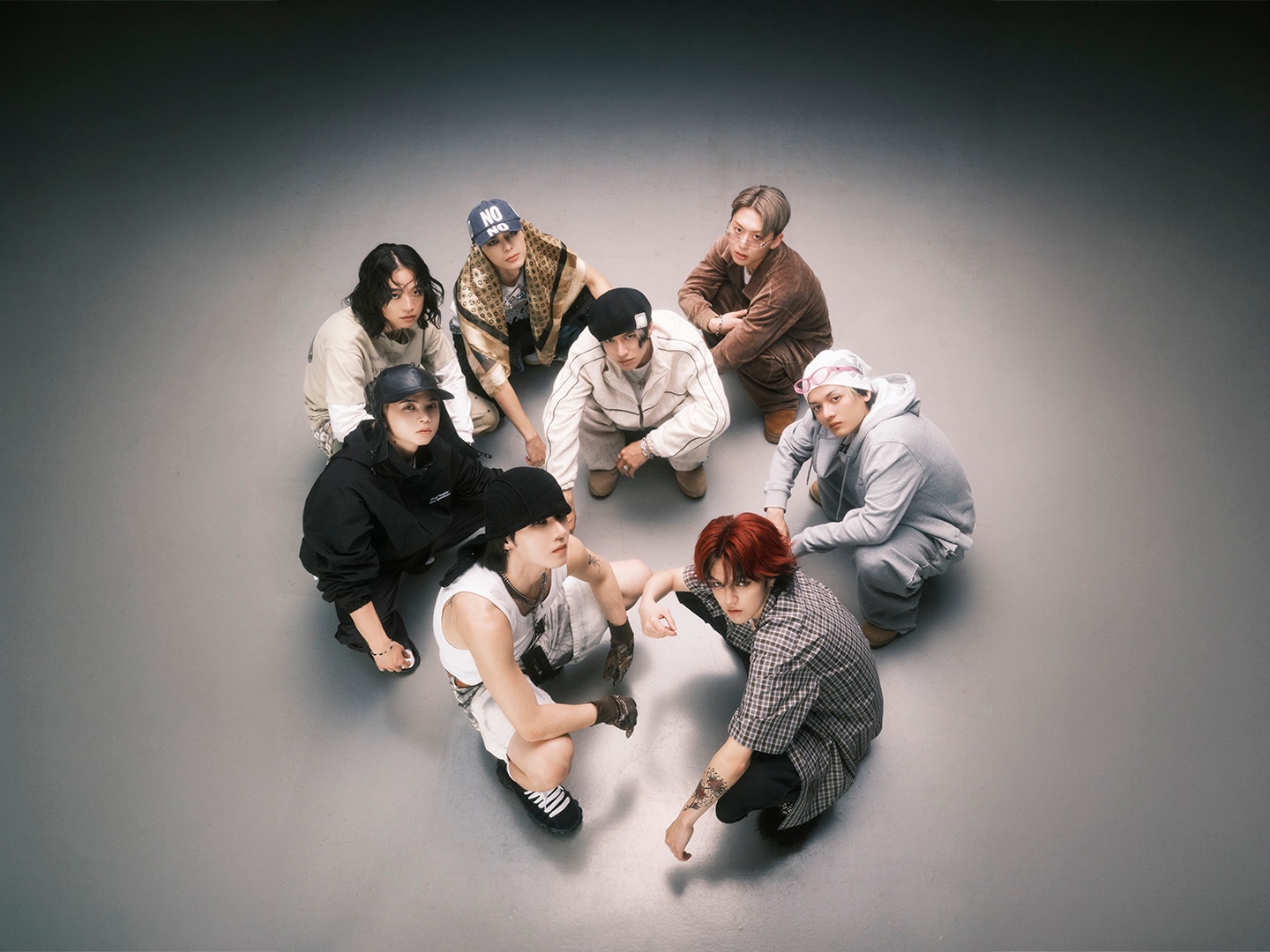ONE OR EIGHT's new song "Yellow Brick Road" has been chosen as the ending theme for the second season of the TV anime "Black Clover"! It will be available for download starting October 7th.