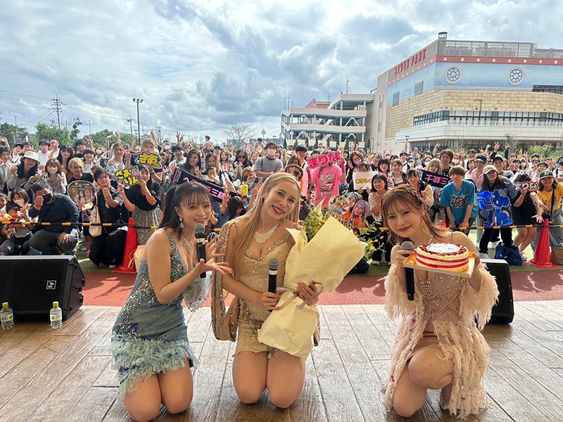 登録者数176万人超の女性3人組YouTuber・ヘラヘラ三銃士が初のリリースイベントを開催、大勢のファンがありしゃんの誕生日を祝福！ | エイベックス・ポータル  - avex portal