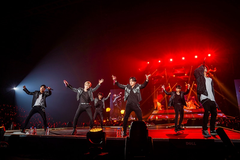 Bigbangの系譜を継ぐ7人組ボーイズグループikon アイコン 福岡マリンメッセにて Ikon Japan Tour 19 開幕 エイベックス ポータル Avex Portal